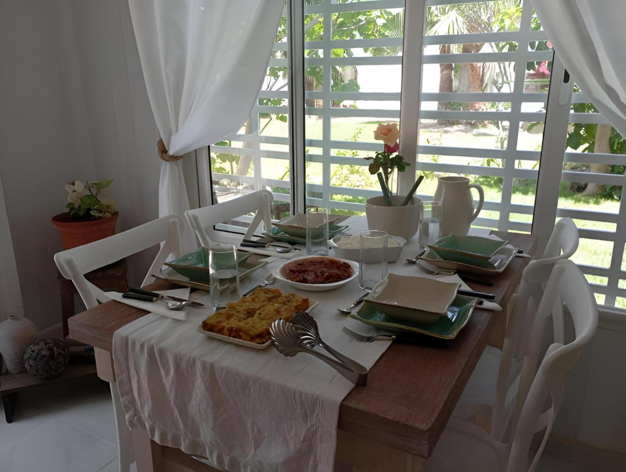 Au Bout Du Jardin Villa Carthago Buitenkant foto